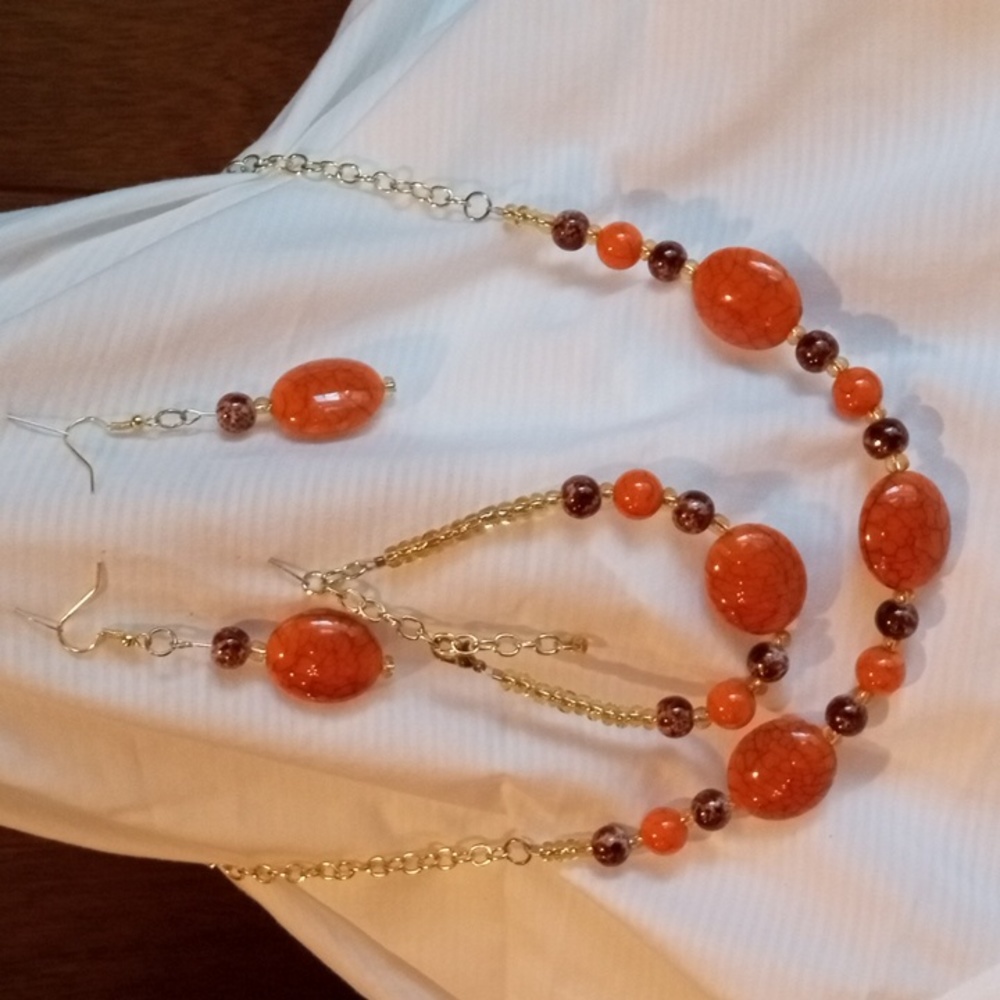 Handmade necklace, bracelet with matching earrings